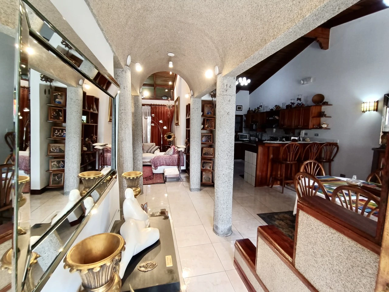 Beautiful one story house in San Luis, Santo Domingo, Costa Rica - Gallery image 6