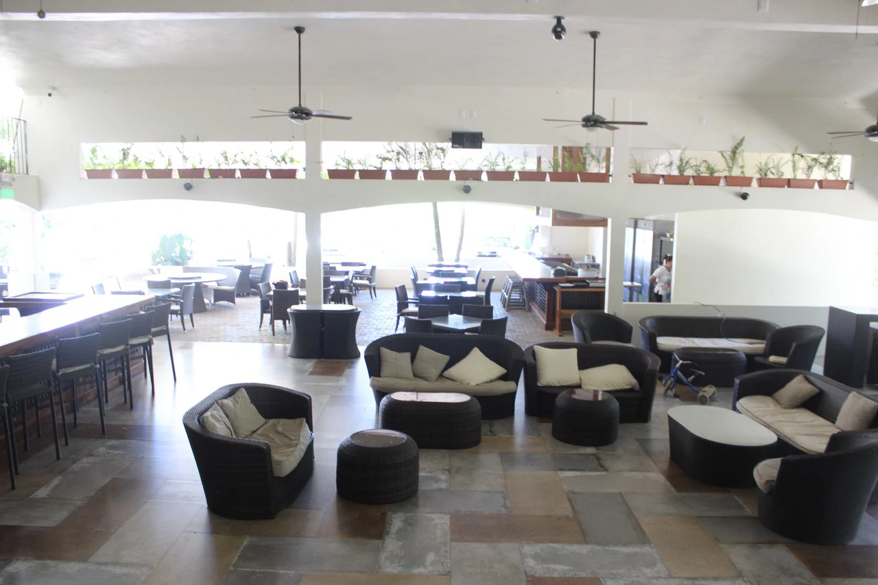 PATRONS, Event Centre, Bar, Restaurant, Offices, Retail Stores, and MORE in Dominical: The single biggest venue in the area! - Gallery image 5