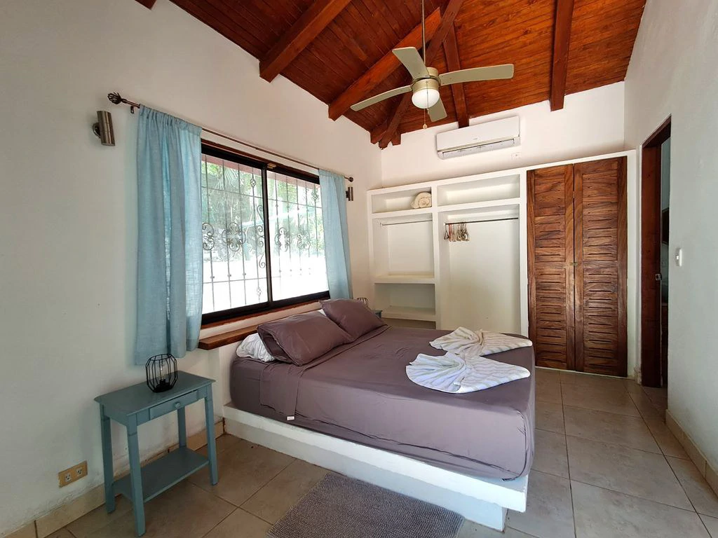 Casa Colibri: Tropical Home with Casita, Pool & Prime Buenavista Location - Gallery image 6