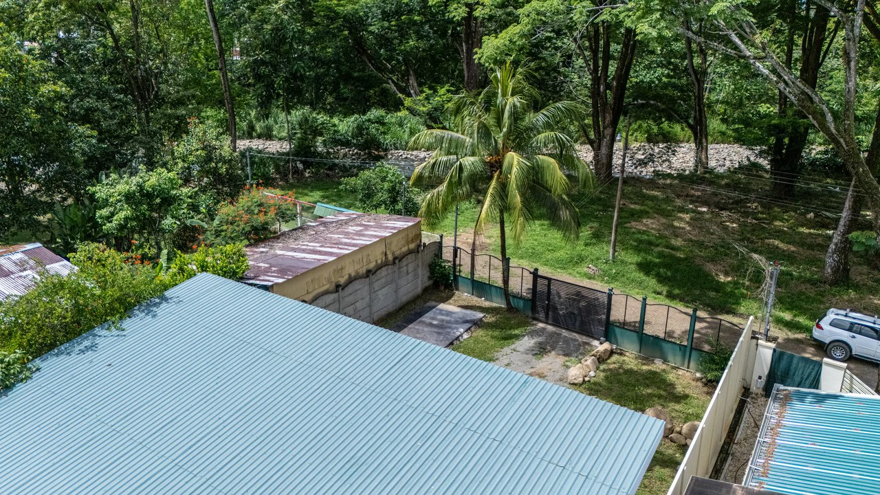 Charming and Affordable 1-bedroom home in Uvita - Gallery image 5