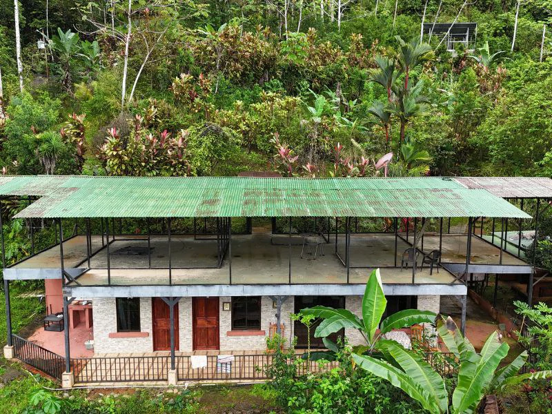 Private Estate with Breathtaking Diamante Waterfall - Gallery image 2