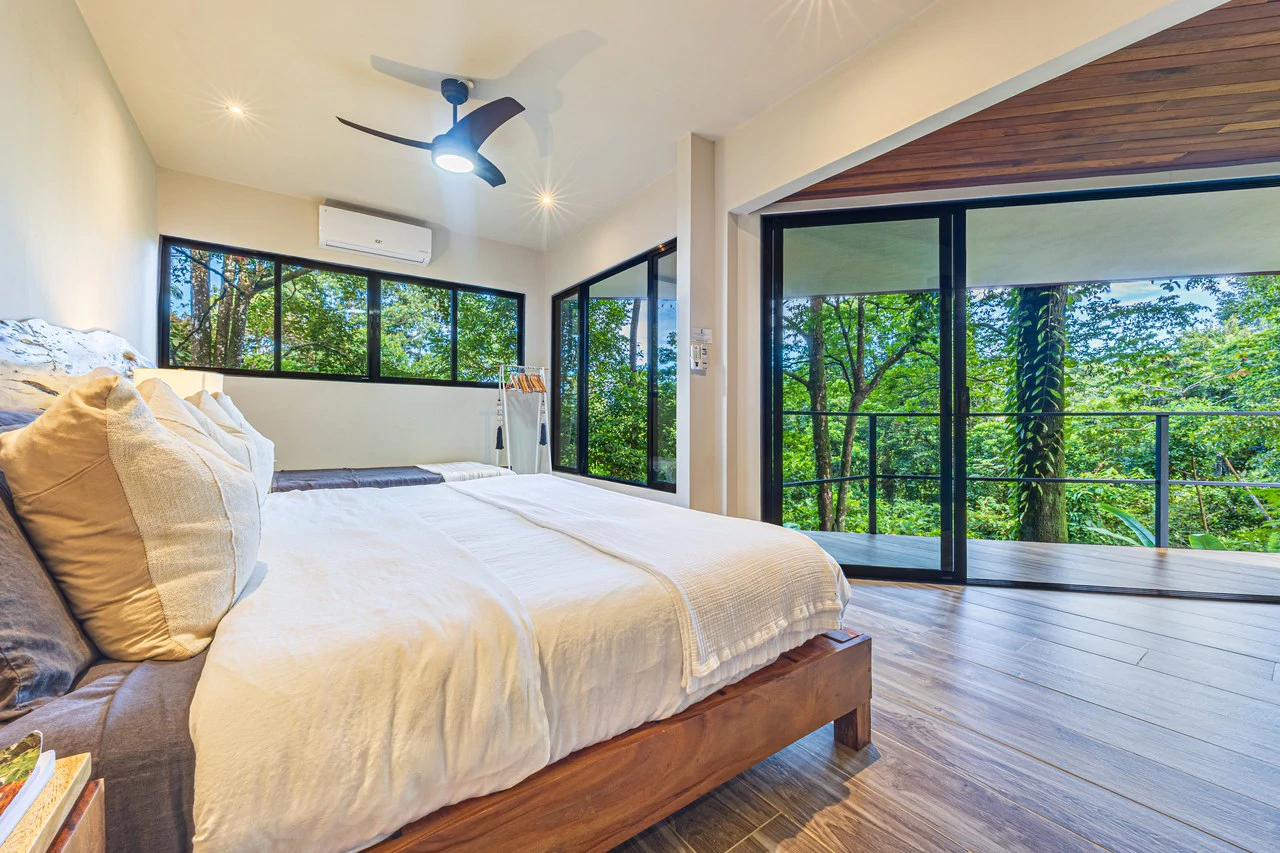 La Sombra Villas: Where Nature Meets Comfort in Tinamates! - Gallery image 13