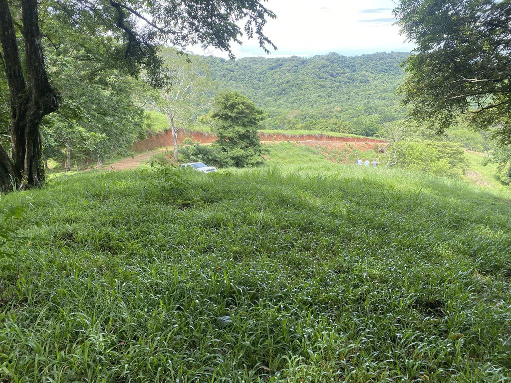Finca Rio El Carmen: 3 HA Finca with Elevation Across from Renowned Rio Ora, 1 HA parcels available, Three 1700 m2 lots - All available in Rustic El Carmen - Gallery image 9