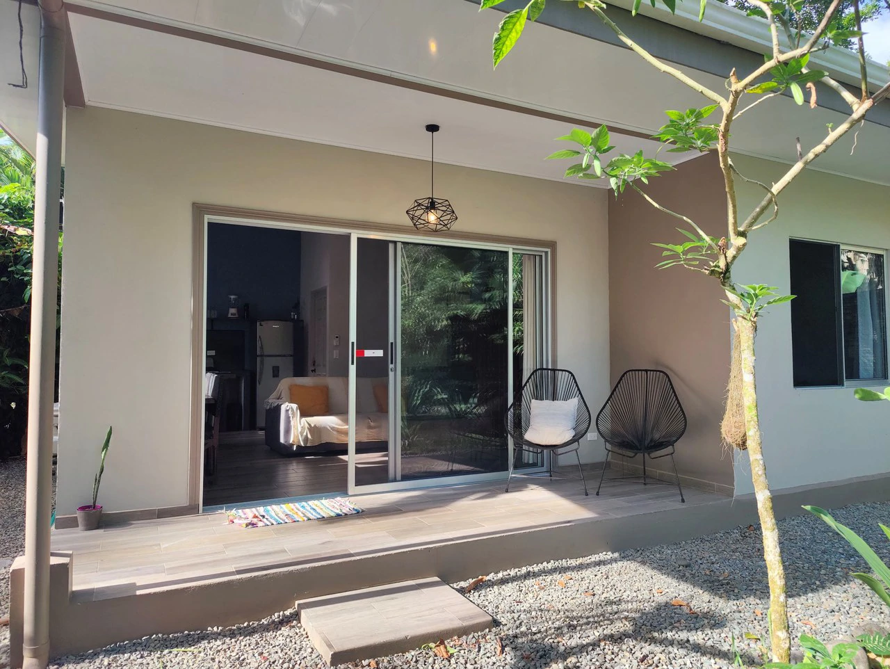 Sibo House - Boutique Hotel: Four Modern Independent Guest Suites in Playa Negra, Steps to the Beach - Gallery image 7