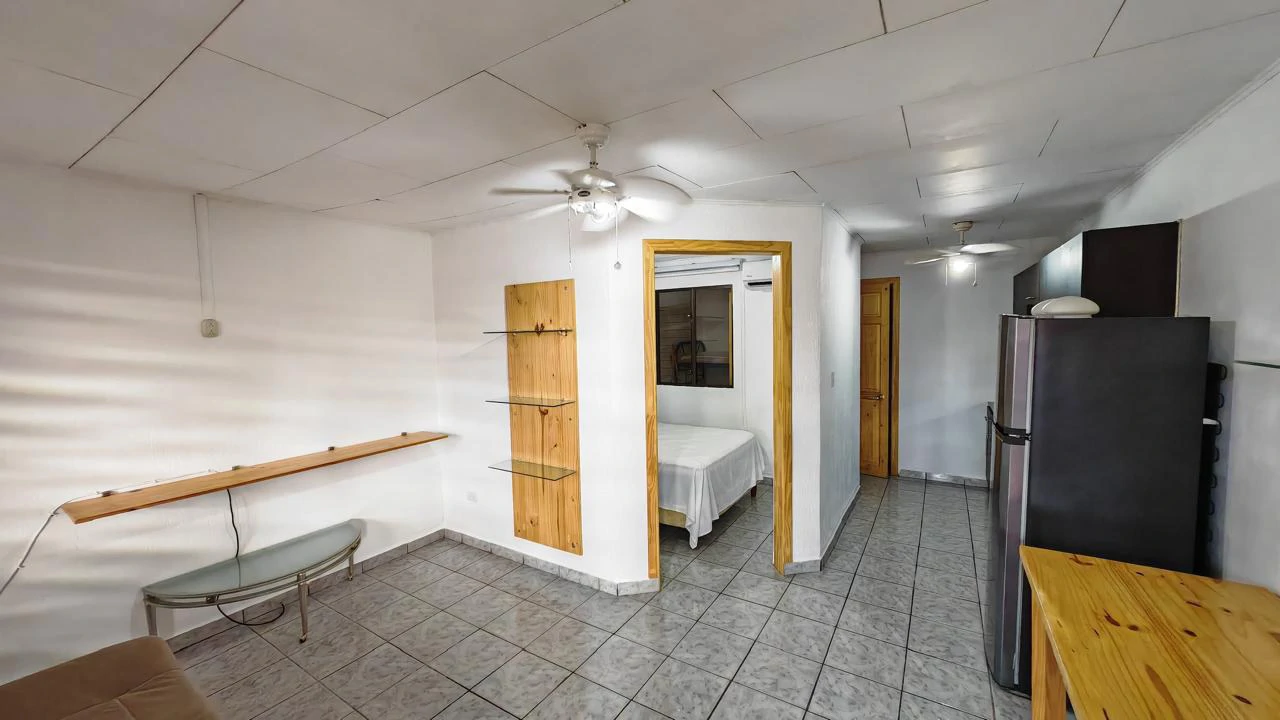 Jaco Apartment next to Urgent Care, Groceries, Movies, Restaurants - Gallery image 3