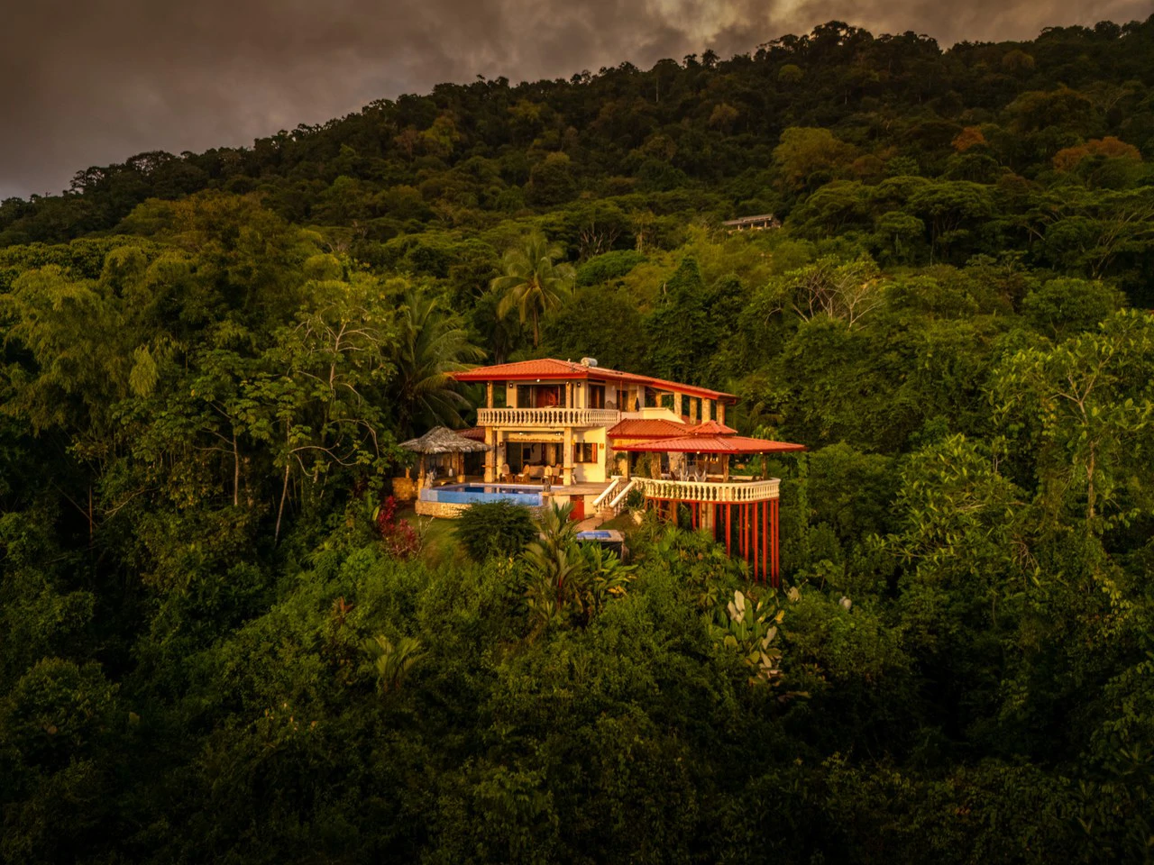 Mountain House For Sale in Escaleras - Gallery image 29
