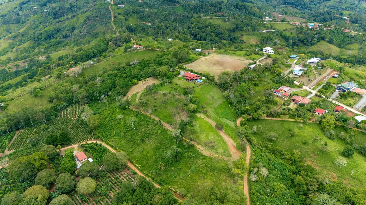 Countryside House For Sale in San Rafael - Gallery image 28