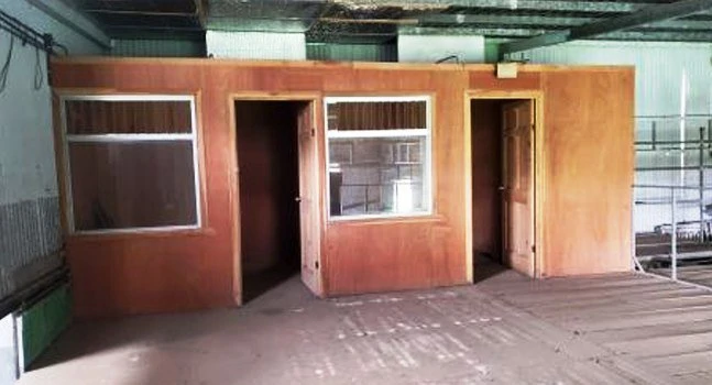 FIRE SALE! Commercial or Warehouse (Bodega) - Gallery image 5