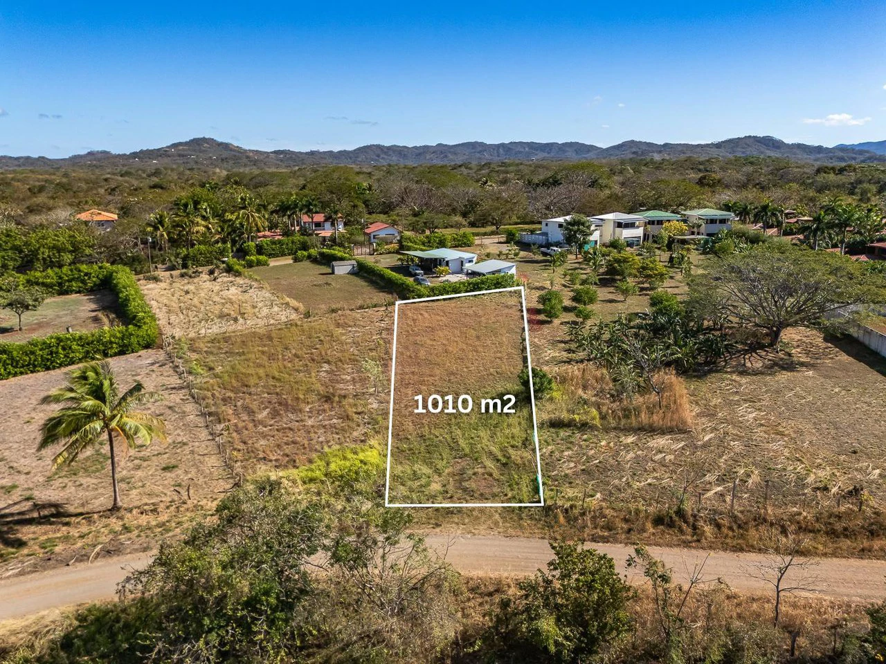 Playa Blanca Lot: Ocean View Lot Footsteps to White Sand Beach - Water Connected - Gallery image 7
