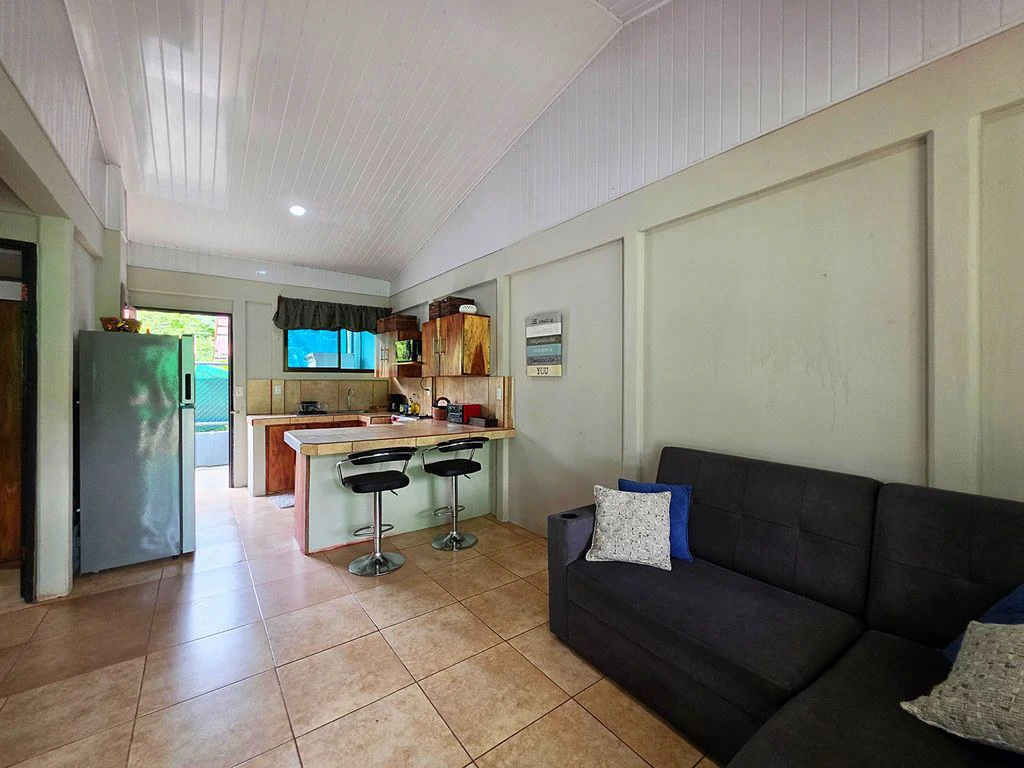 Casa Elo:  Home Close to the Beaches, Combining Local Living with Rental Potential - photo 4