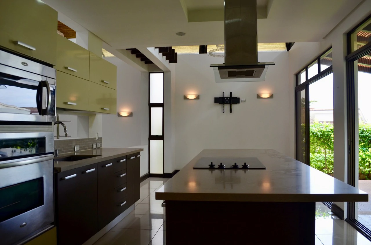 CONDOMINIO FRANCOSTA: House For Sale in Barreal - Gallery image 4