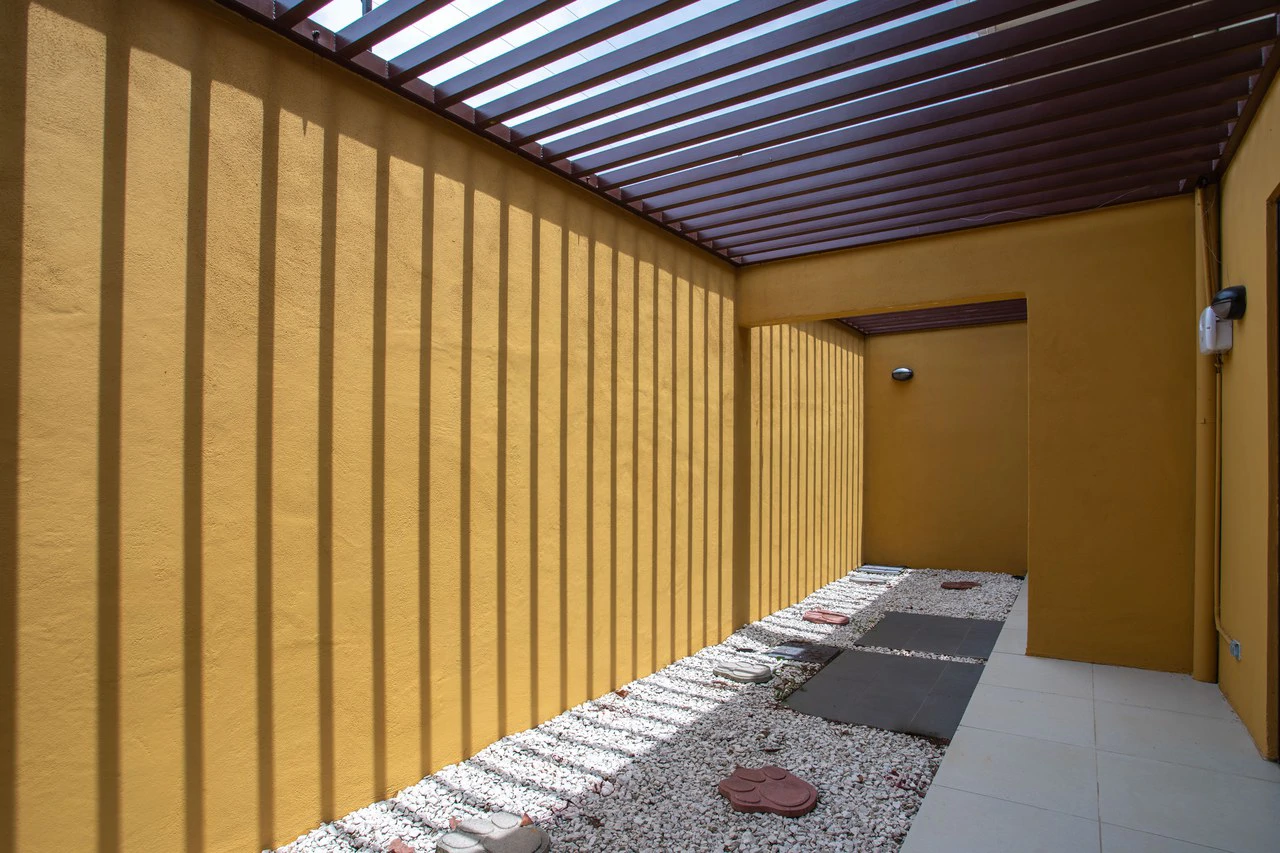 Modern Furnished Home Just 5 Minutes from Downtown Grecia - Gallery image 19