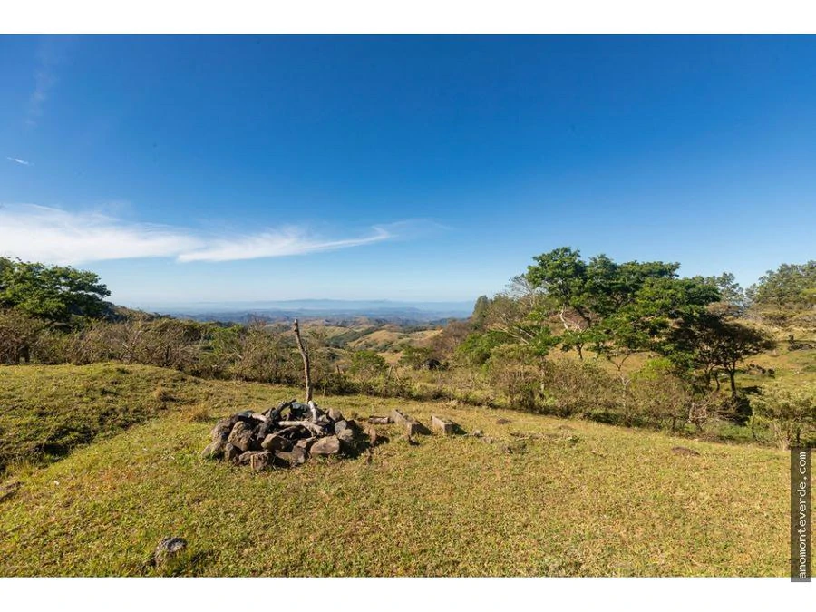 5-Acre Property with 2 Houses and Stunning Nicoya Gulf Views  CE0324: 5-Acre Monteverde Retreat with Two Homes and Stunning Gulf of Nicoya Views – Ideal for Eco-Projects or Private Living - Gallery image 19