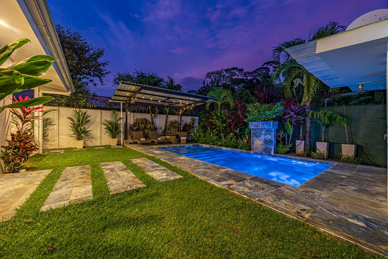 Elegant Tropical Home | 5 Minutes from Marino National Park: Near the Coast House For Sale in Bahía Ballena - Gallery image 78