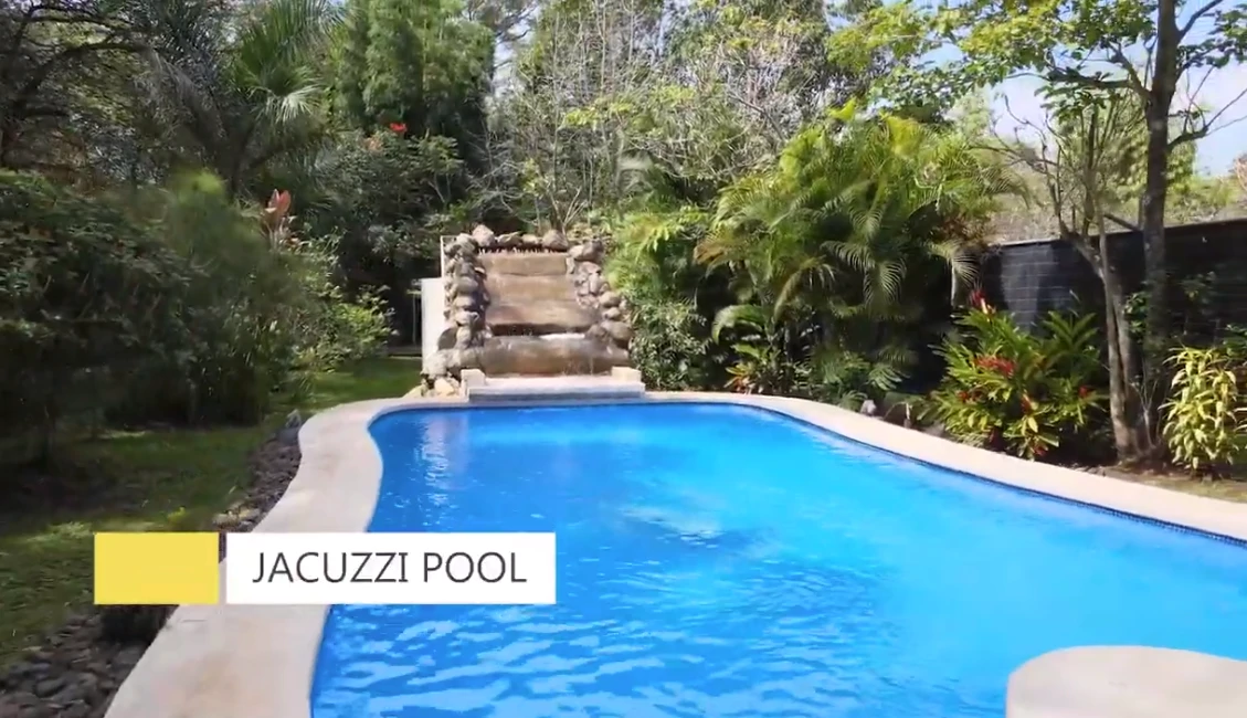 Finca Bambu: Unique Luxury Chalet, Guest house and Pool! - Gallery image 6