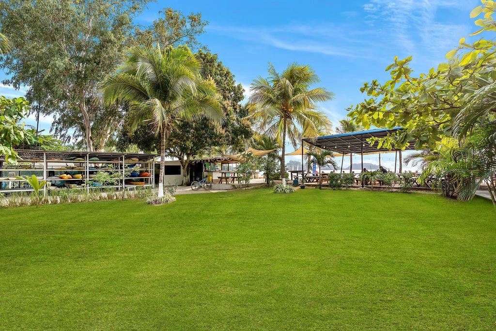 Beachfront Restaurant: Titled Beachfront Land Included in Sale!  Great Business Opportunity! - Gallery image 20