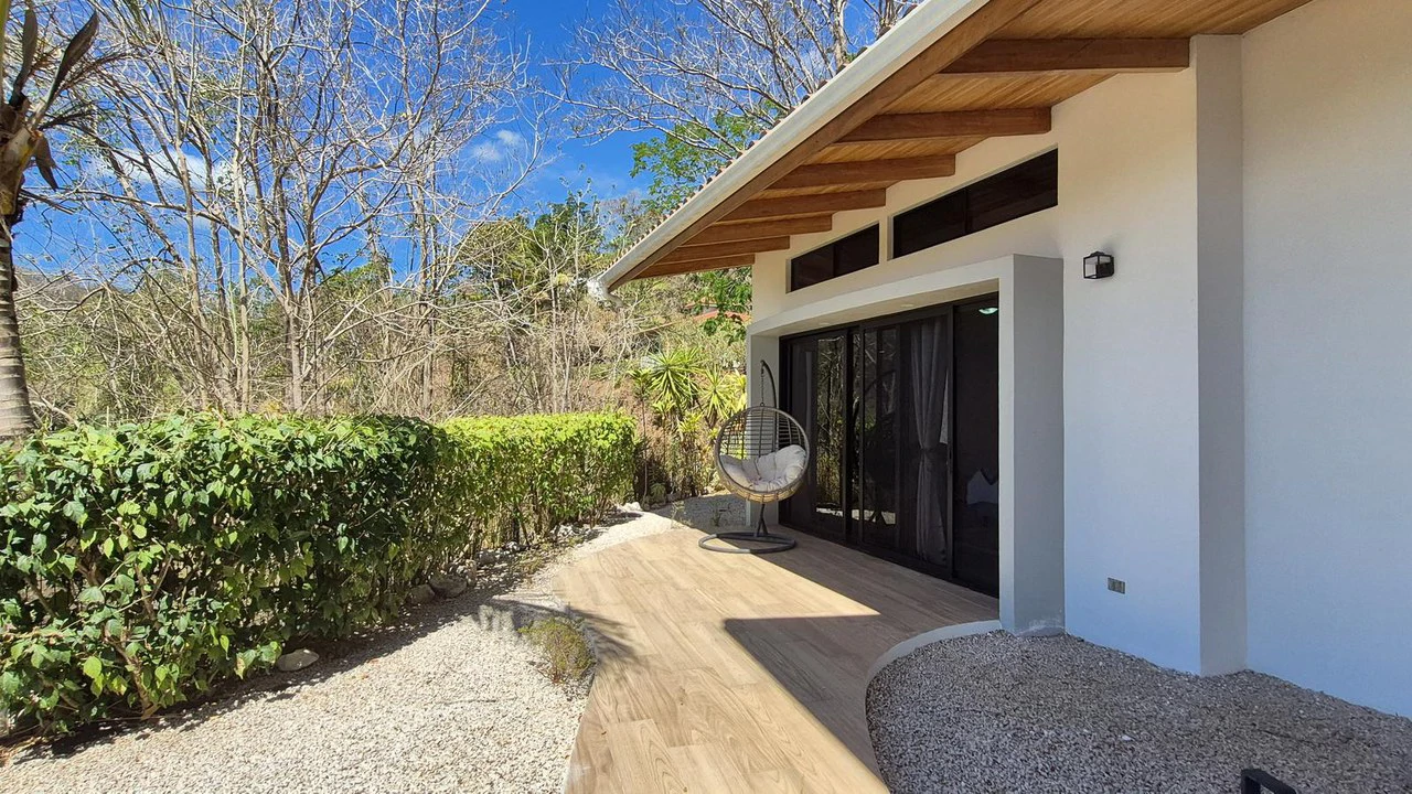 Casa Happy Eden: Elegant Ocean View Villa with Infinity Pool in Exclusive Boca del Toro – minutes from Carillo Beach - Gallery image 18