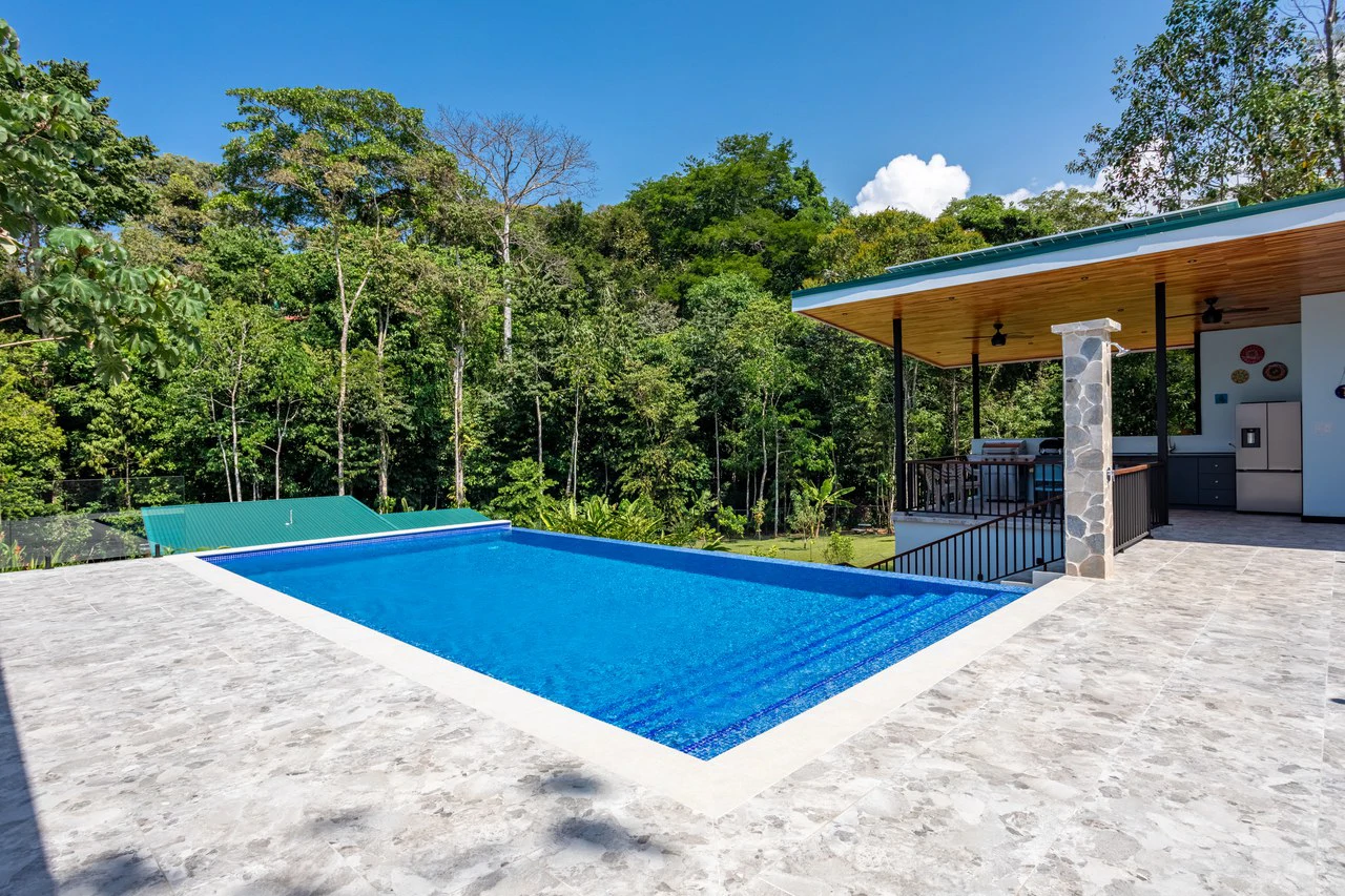 Custom Built Luxury Retreat with Guest Villas in Ojochal - Gallery image 29