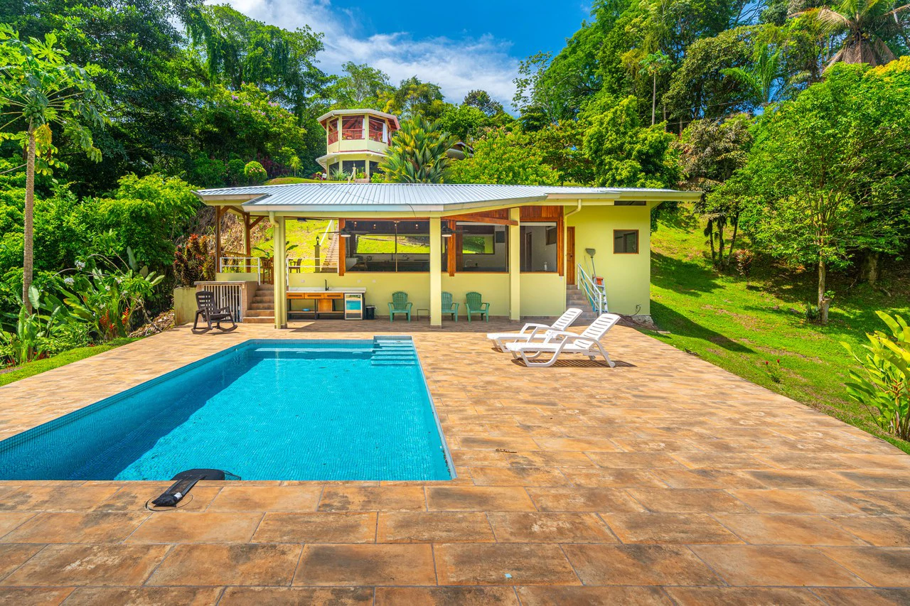 Amazing Mountain View and Ocean View House and Guest House on 4.5 Acres of land in Ojochal - Gallery image 27