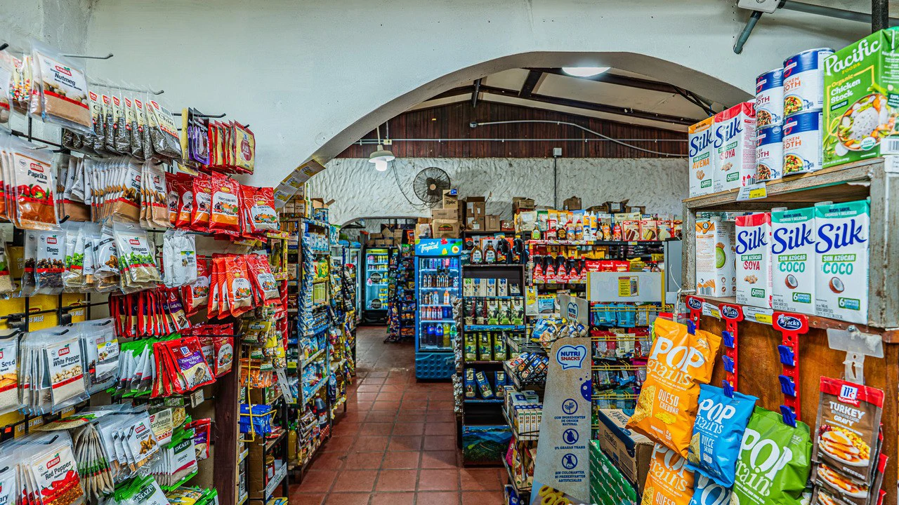 Prime Commercial Plaza for Sale in Playa Dominical - Gallery image 22
