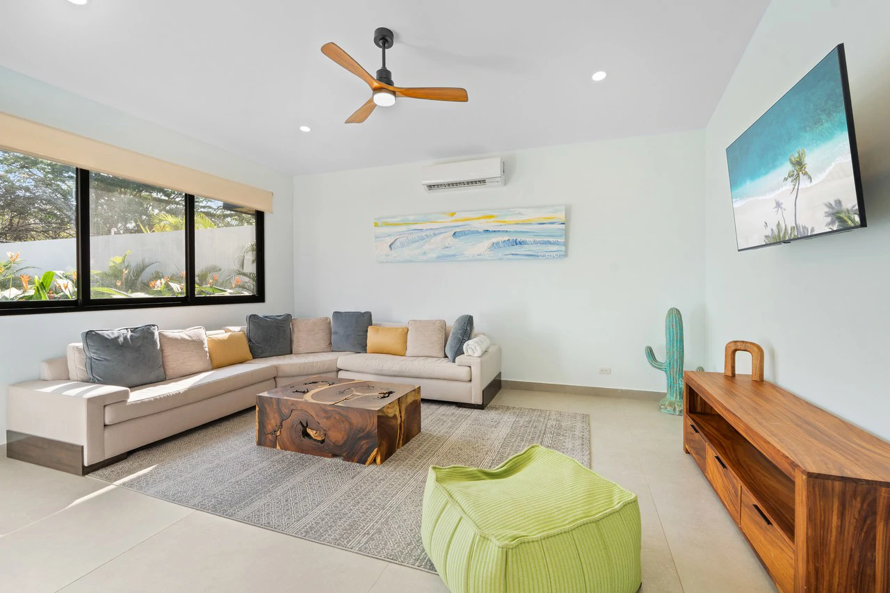 Casa Guacamaya Roja: Luxury Home in Playa Grande - Gallery image 5