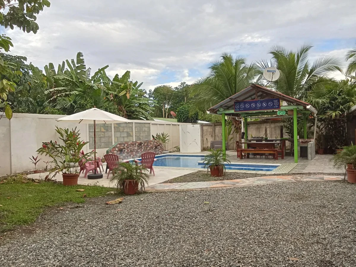 ID 529: Charming Home with Stunning Outdoor Spaces + Additional Lot - Gallery image 4