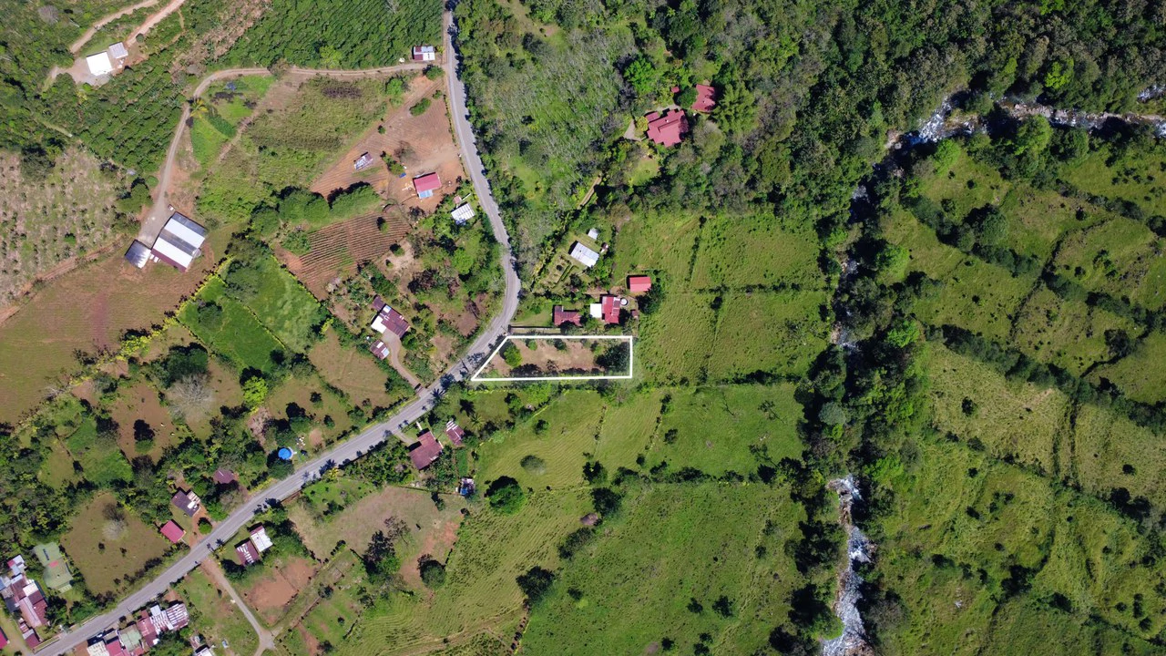 Countryside Home Construction Site For Sale in San Pedro - Gallery image 8