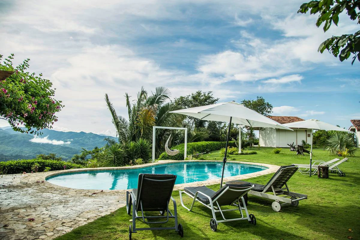 Peaceful Retreat Hotel & Restaurant: Unique Boutique Hotel with Restaurant & Bar - Panoramic Ocean and Mountains Views near Playa Carrillo - Gallery image 5