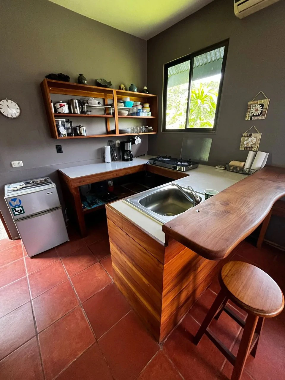 0.075 ACRES – 2 Bedroom Home Plus 1 Bedroom Apartment For A Great price!!! - Gallery image 13