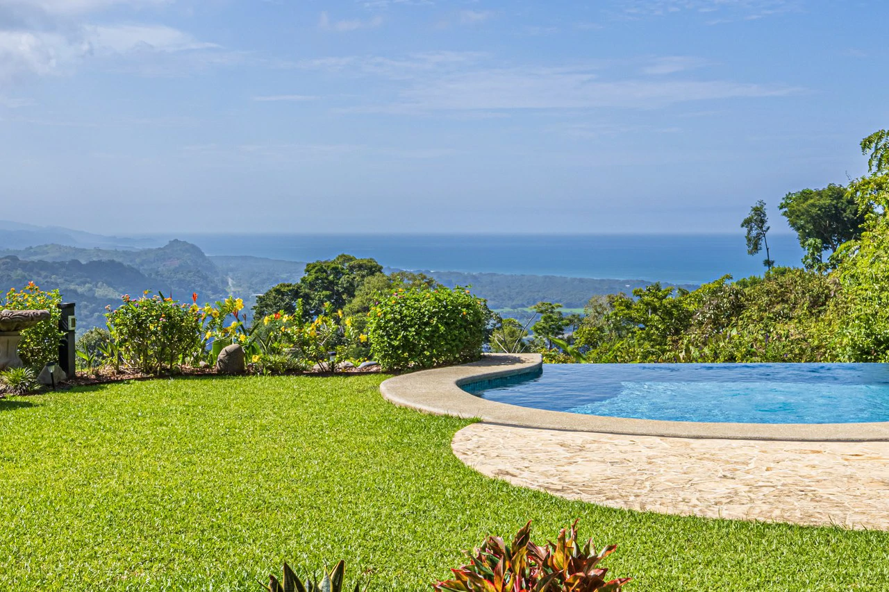 Luxury Ocean View Home with Infinity Pool in Hills of Portalon – Move-In Ready - Gallery image 27