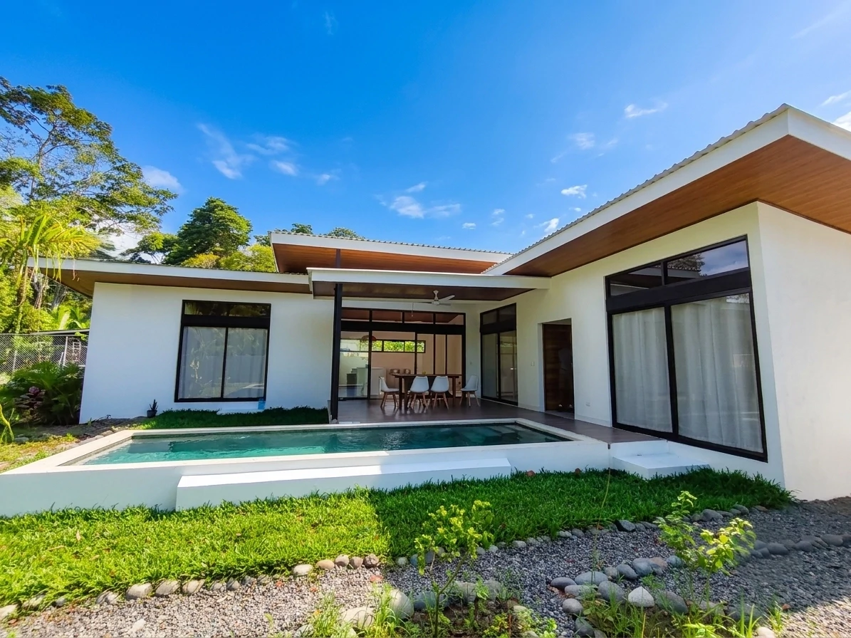 ID 4205: Modern Three-Bedroom Villa with Private Pool – Playa Negra, Puerto Viejo, Costa Rica - Gallery image 14