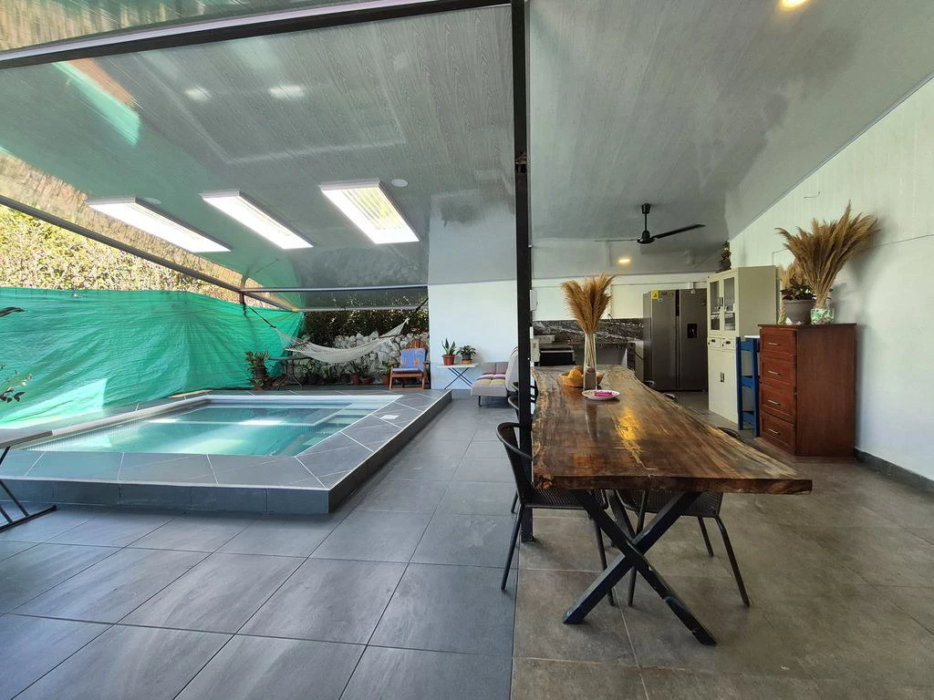 Casa Veranera:  Unique Renovated 3-Bedroom Home with Indoor Pool & Flexible Layout – 10 Minutes from Sámara - Gallery image 6