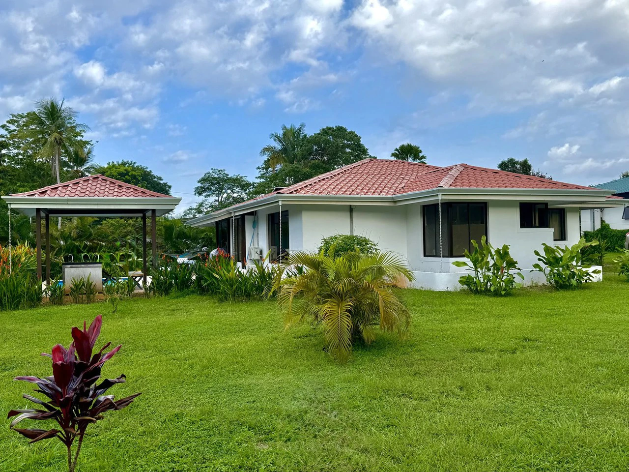 $399,000 USD VILLA HELICONIA: Villas Del Mar, (near Tango Mar Resort, beach, golf, restaurants and waterfall) - Gallery image 34