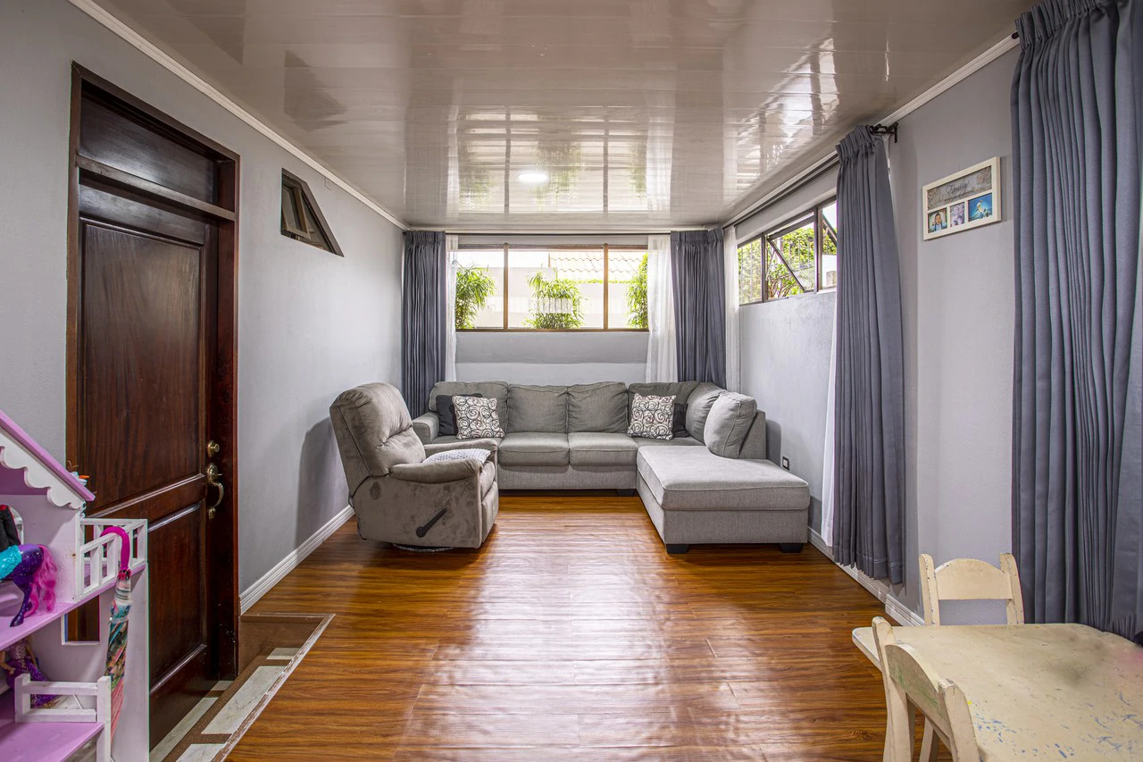 Mountain House For Sale in San Ramón - Gallery image 11