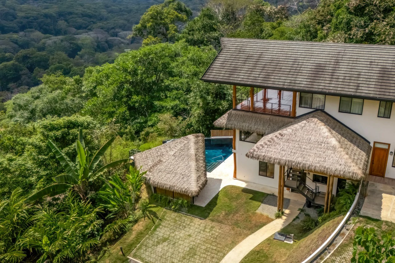 1.25 ACRES – 4 Bedroom Luxury Ocean View Home In Gated Community With Amazing Pool, Yoga Deck, Easy Access! Owner Financing Available!! - Gallery image 33