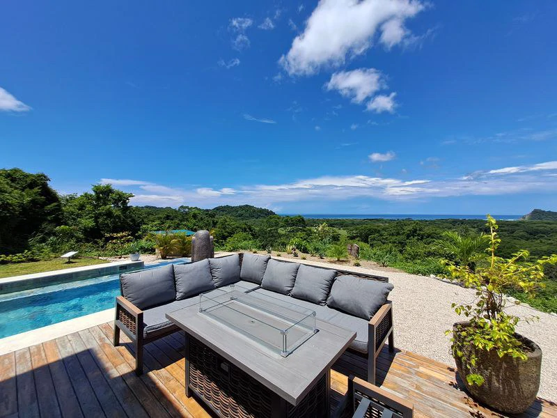 Villa Buena Vista y Lote Linda Vista: Exceptional 2.8-Acre Estate with Luxury 4-Bedroom Home, Panoramic Views, and Expansion Lot, Just Minutes from Samara - Gallery image 11