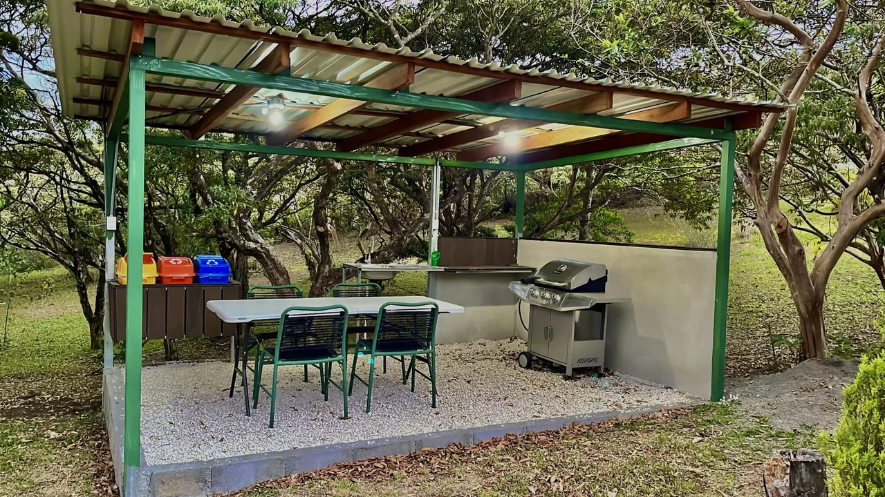 2 Acres with 4 houses Centrally located in Monteverde BV0224: Turn-Key Accommodations Business on 2 Acres Just 5 Minutes from Santa Elena – Surrounded by Nature, Ready to Grow - Gallery image 15