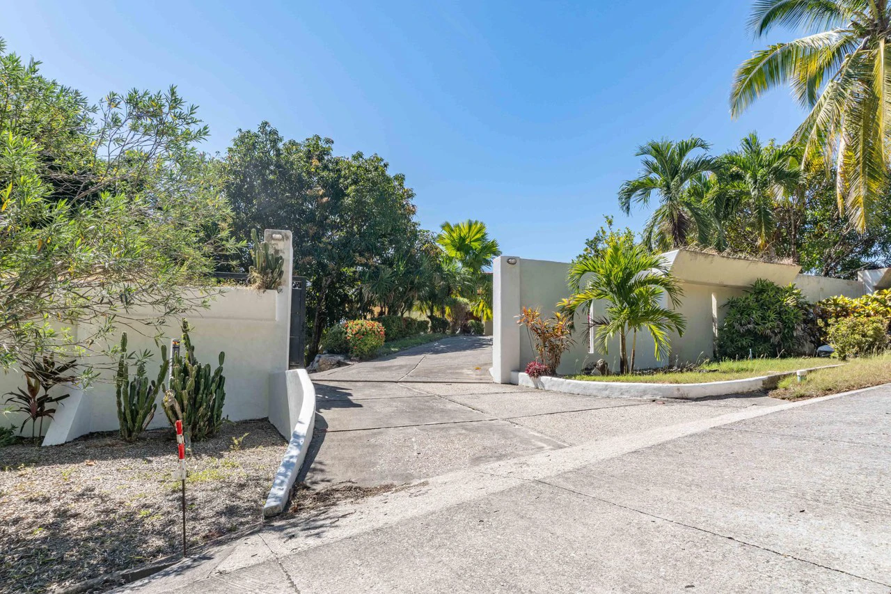 Vista Bahia Estate - Exceptional Luxury Opportunity - Gallery image 20