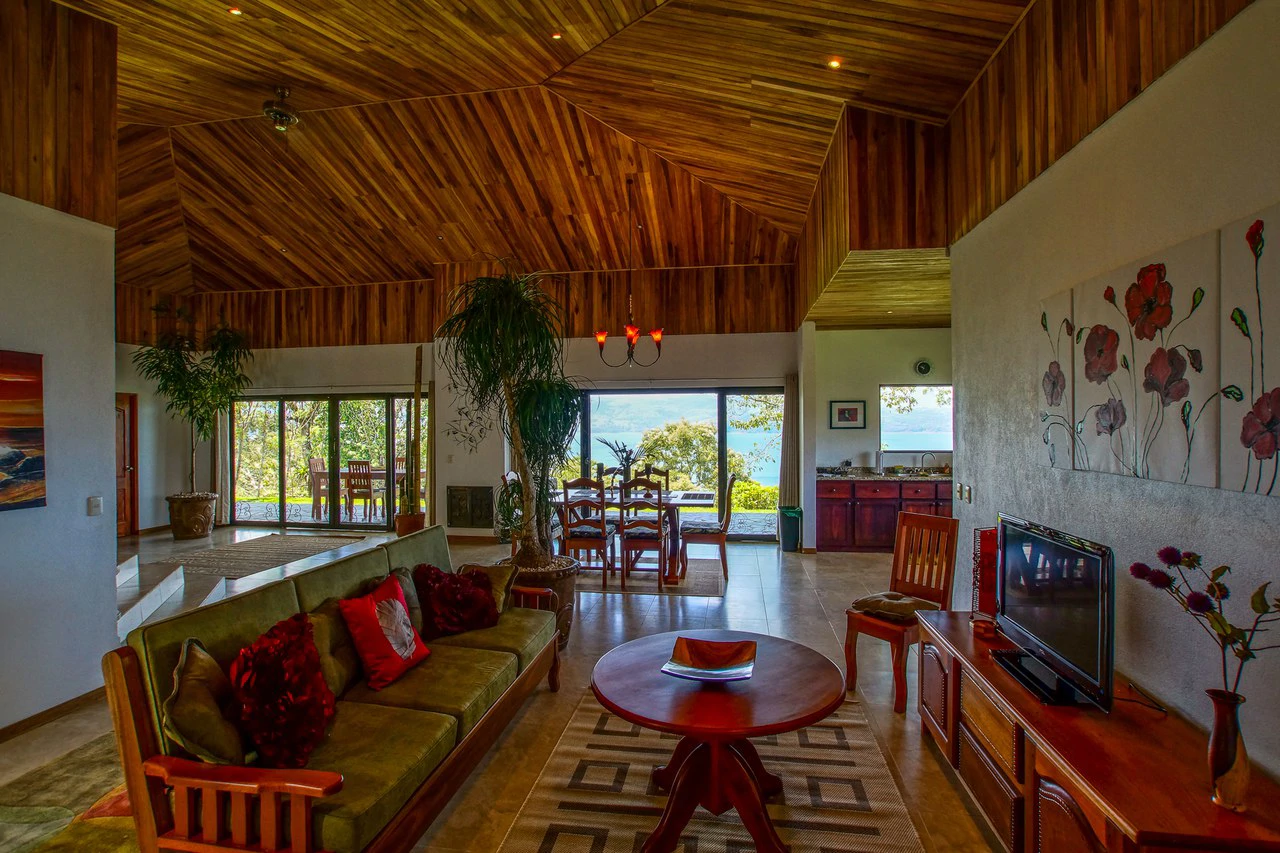 Luxury Vacation Rental Villas for Sale with Amazing Views of Lake Arenal - Gallery image 16