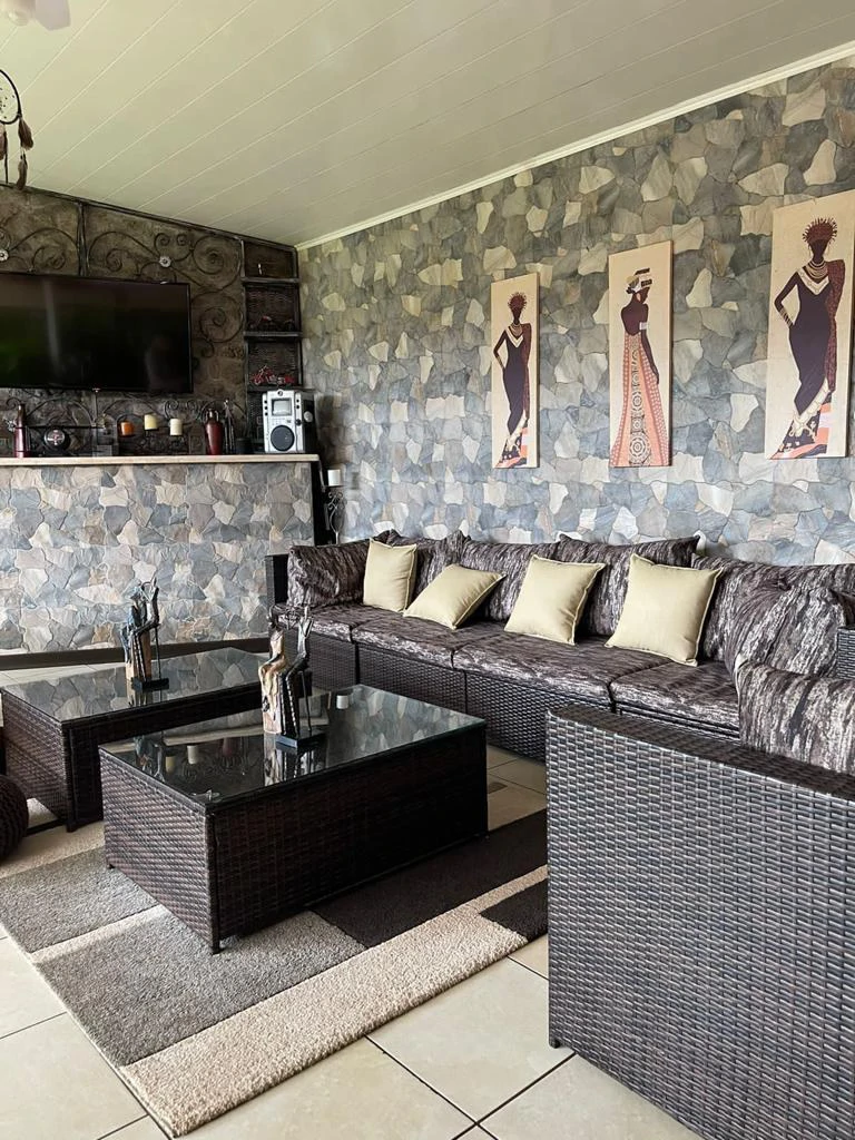 One Story House for Sale Modern surrounded by Gardens Santa Ana Costa Rica - Gallery image 22