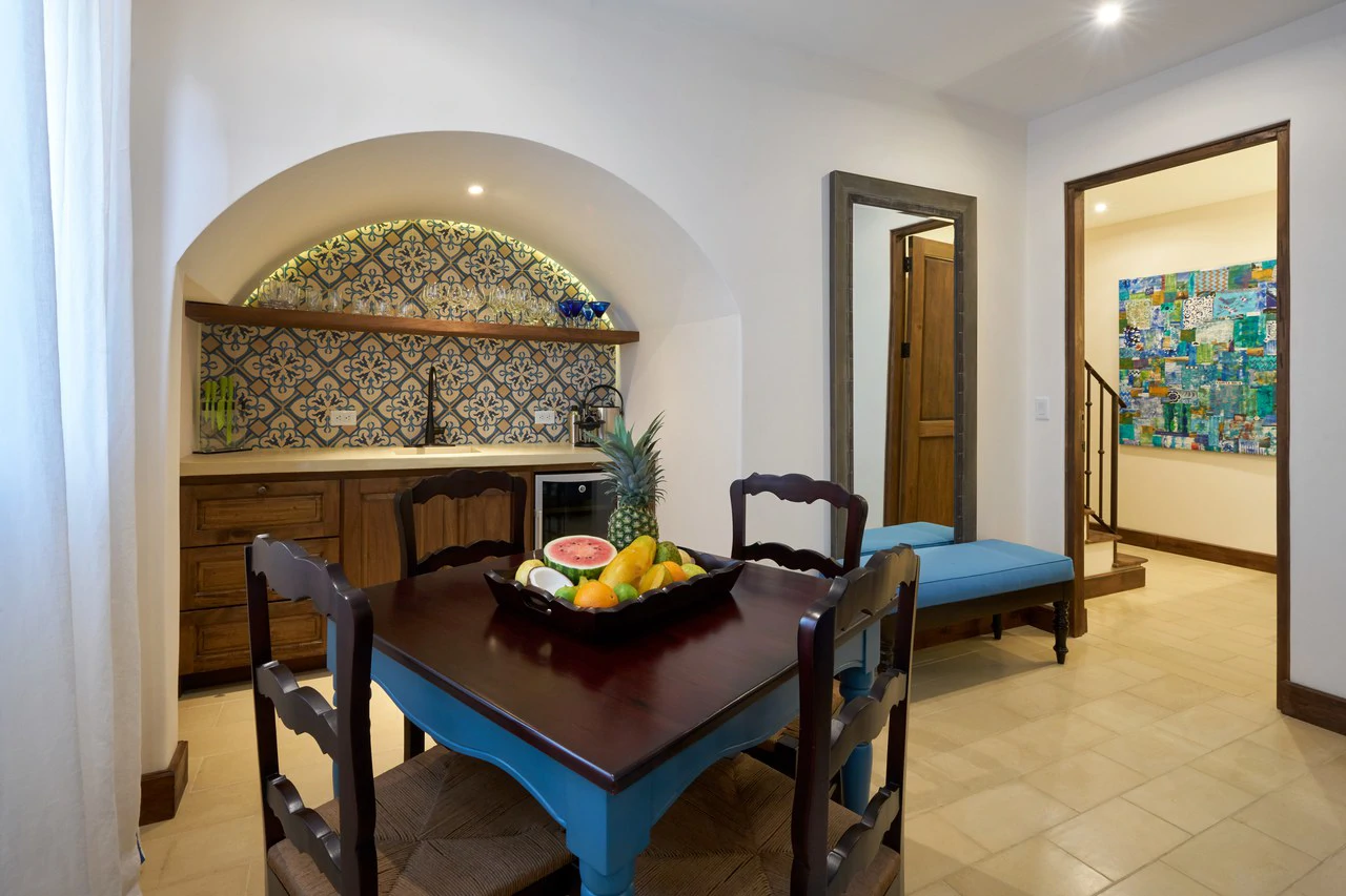 7 Calle La Ronda: Elegant 3-Story Ocean View Hillside Home in Las Catalinas - Gallery image 33