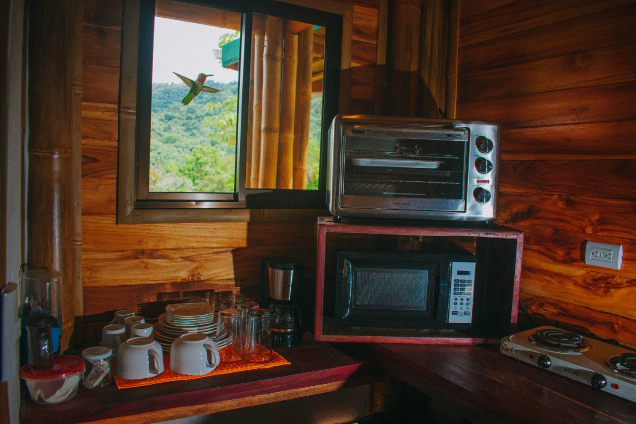 Cabinas Bambura: Cabinas Bambura: Successful Airbnb Business with Stunning Mountain & Jungle View - Gallery image 32