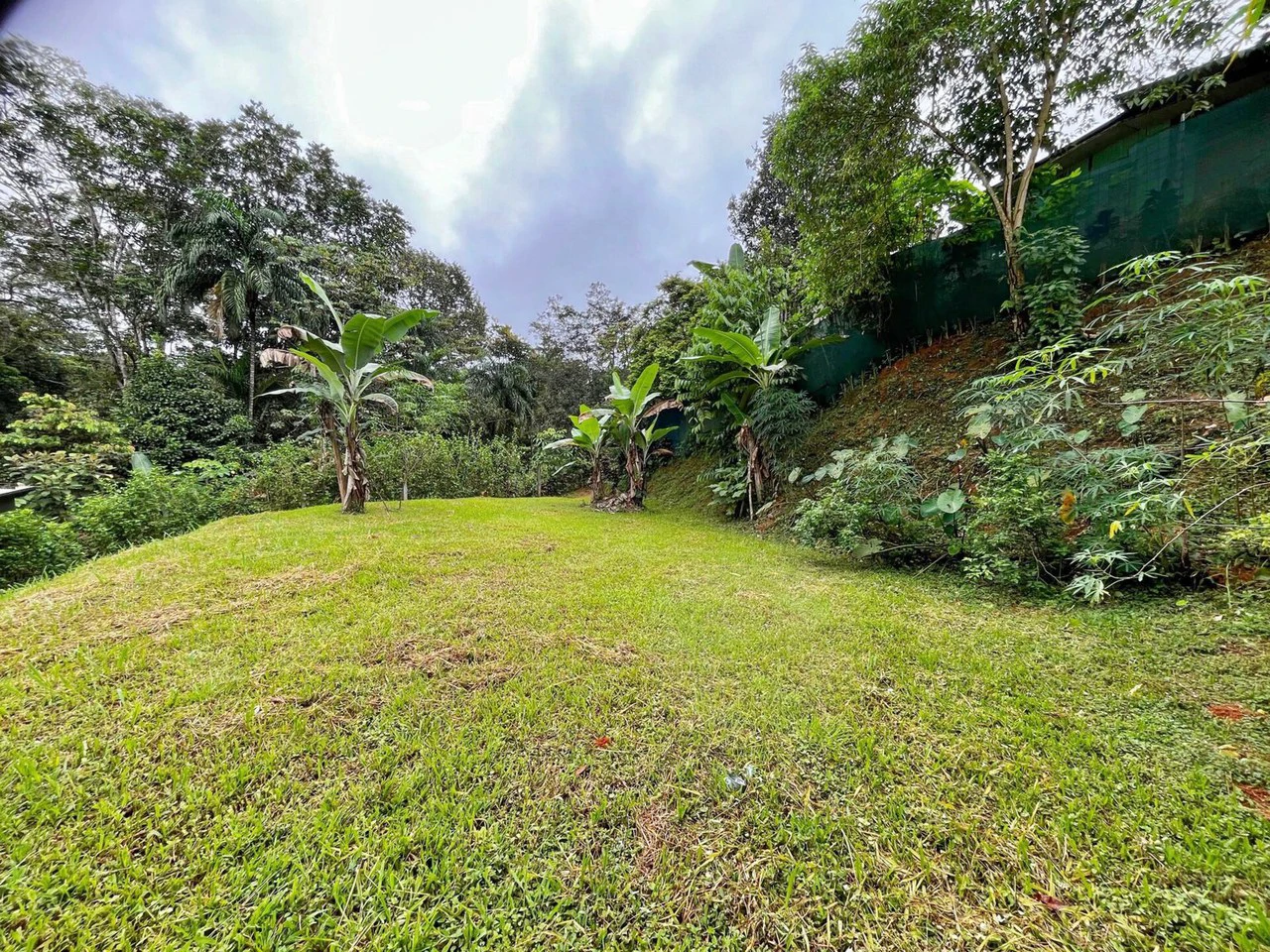 0.19 ACRES – 3 Bedroom Container Homes With Additional Building Lot,15min to Dominical and Beaches!! - Gallery image 17