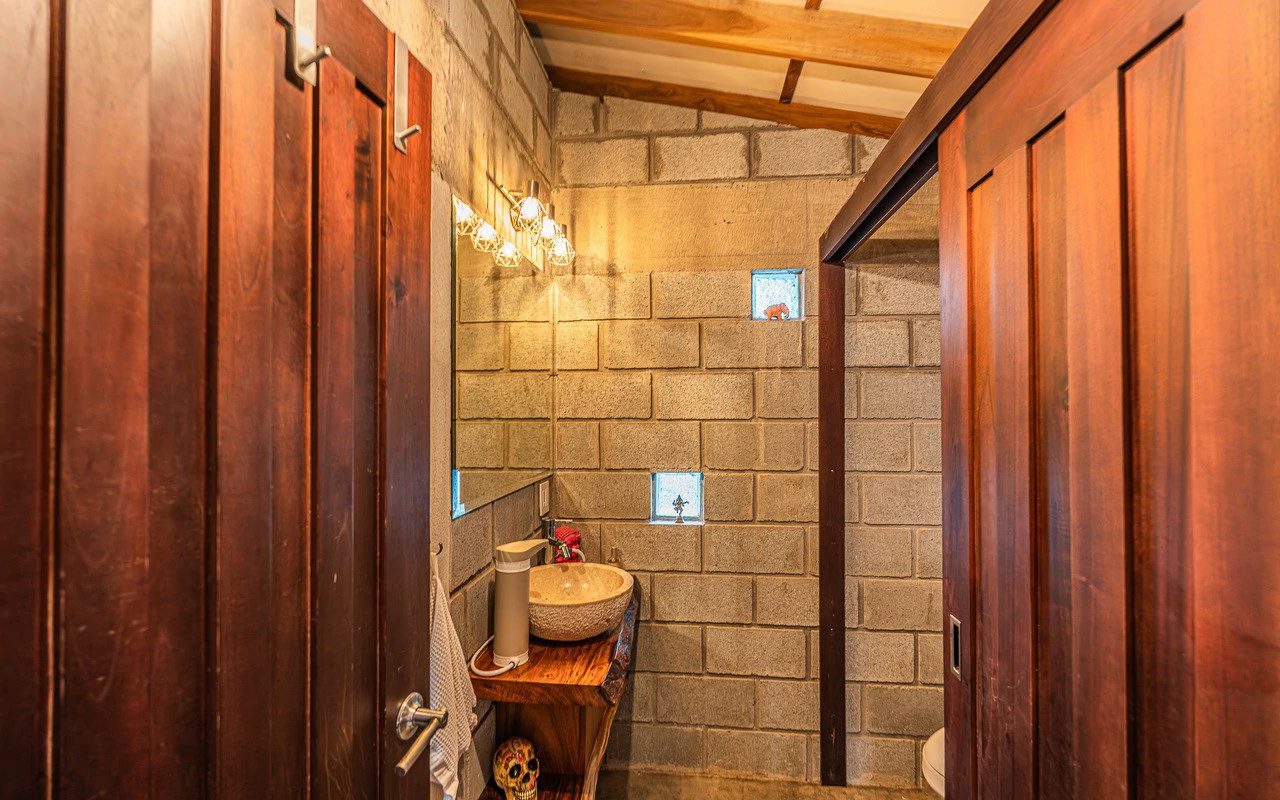 Off Grid Luxury Estate Micro Regenerative Homestead Tinamastes - Gallery image 32
