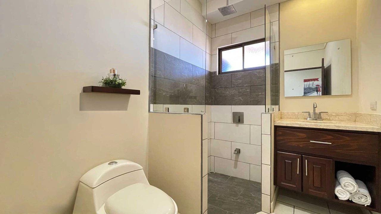 Home For Sale In San Ramón, Alajuela - Gallery image 16