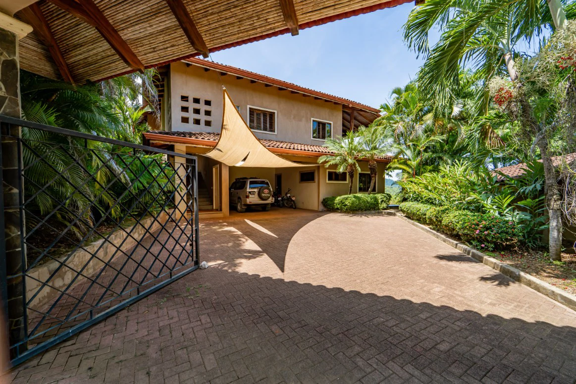 Rancho Deluxe - 2BR Ocean View Home plus Apt and Guest House: Countryside House For Sale in Sámara - Gallery image 3