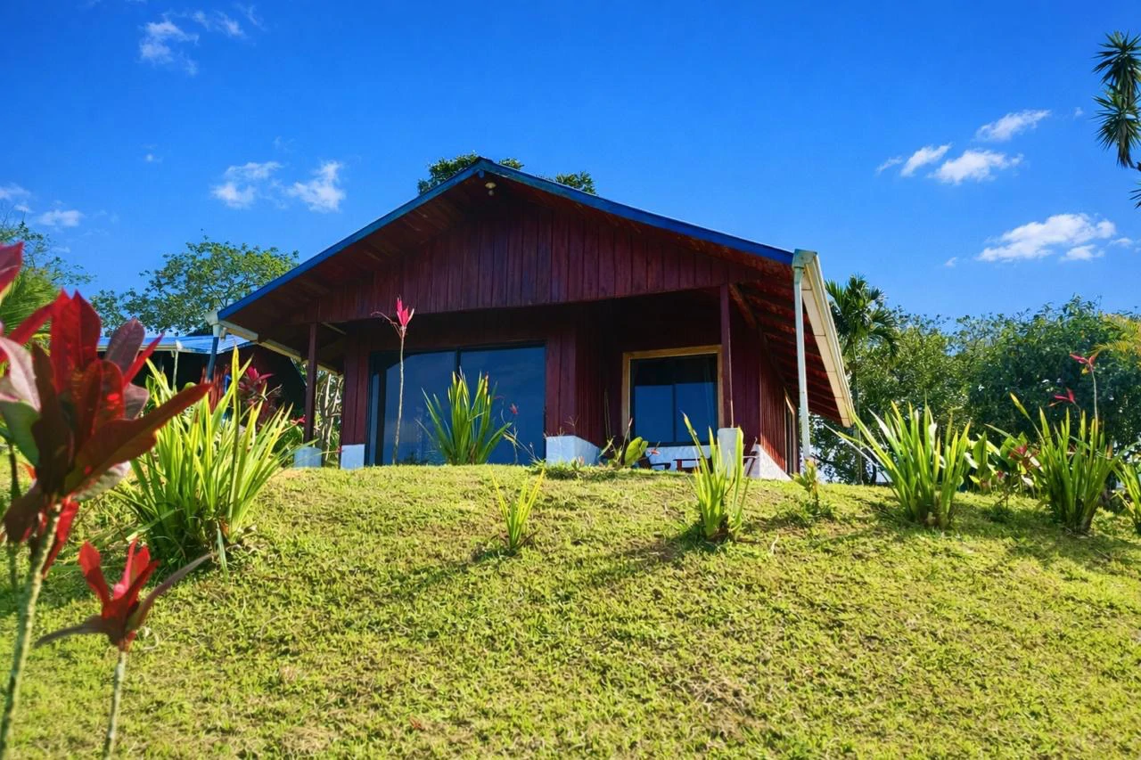 Costa Rica Ecolodge Retreat: Spectacular Views Turnkey Ecolodge Mountain Retreat in the heart of Costa Rica - Gallery image 60