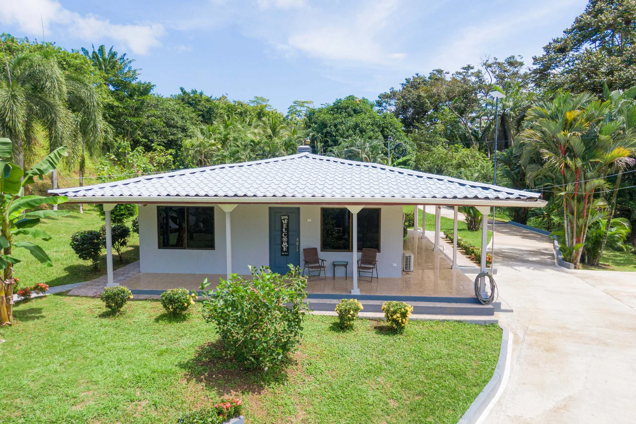 Three home stunning estate close to Quepos: Mountain Property For Sale in Parrita - Gallery image 18