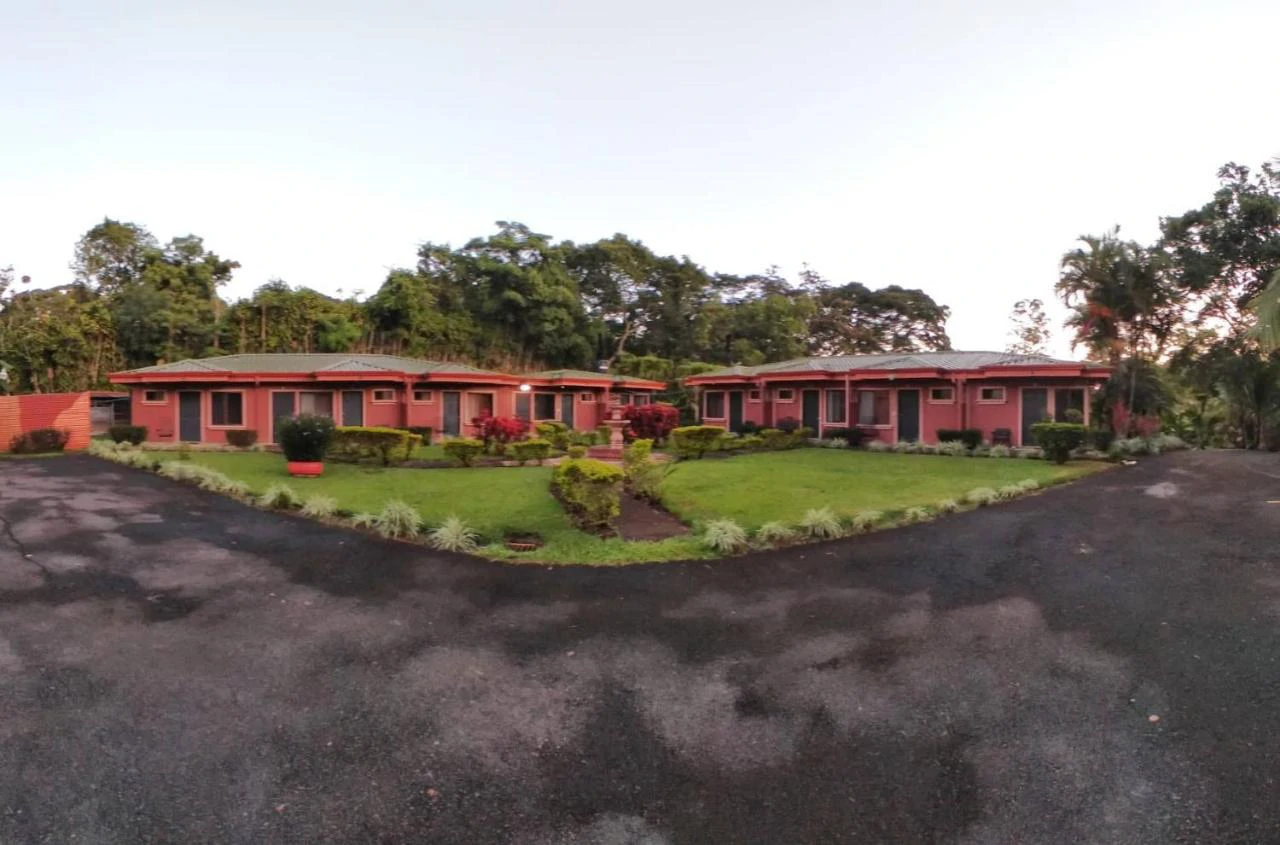 Hotel Opportunity!: HUGE PRICE DROP! Hotel & Medical Spa/Clinic in the heart of town!