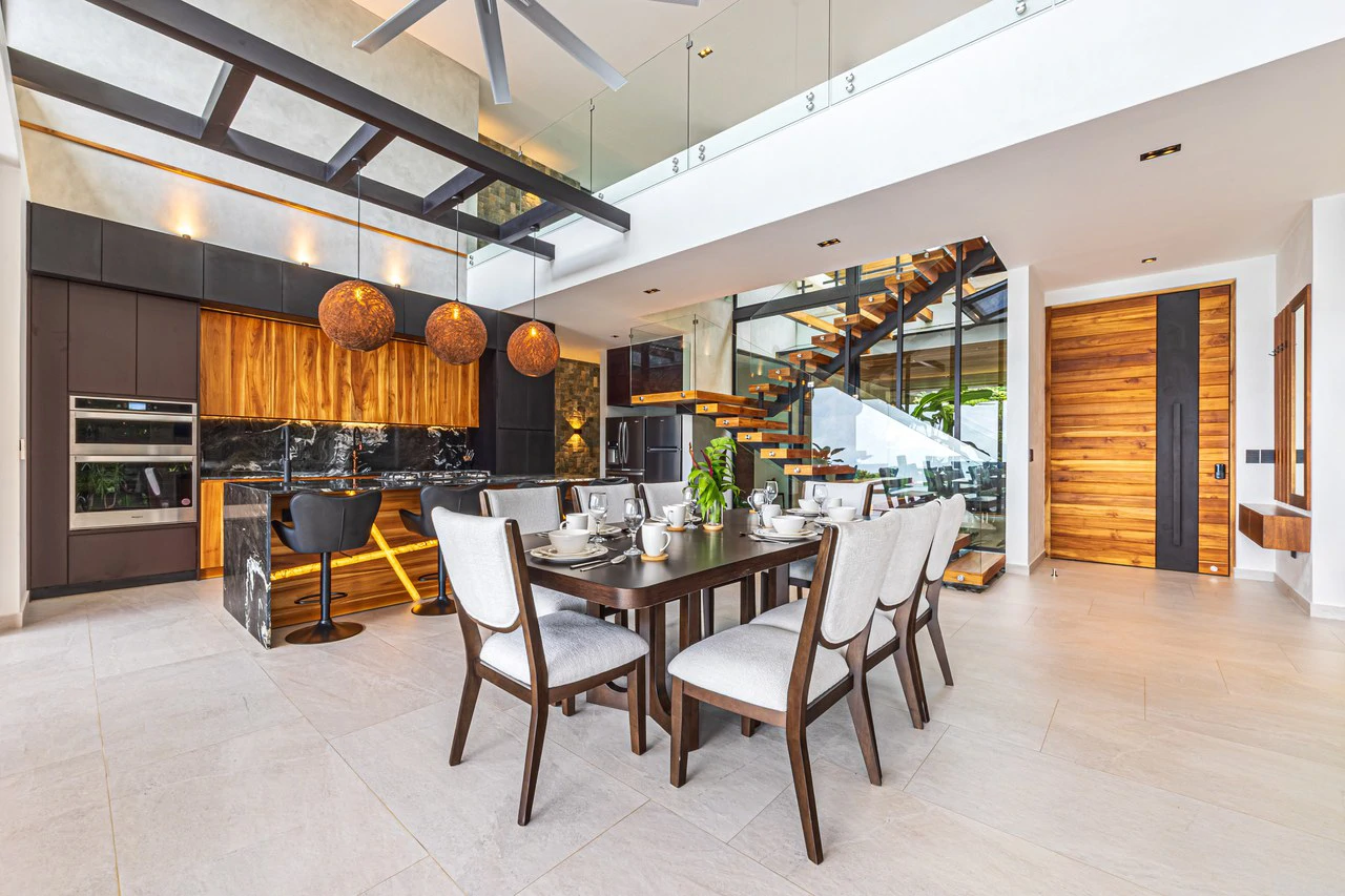 Casa Koules: Architectural 5-Bedroom Oceanview Estate in Prestigious Costa Verde Estates - Gallery image 35